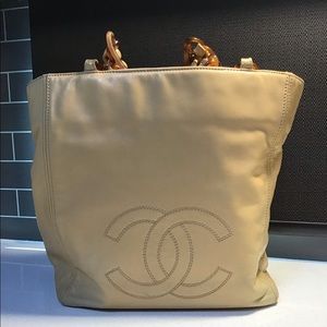 Chanel vintage tote